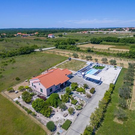 Villa Perini Dvori Donji Zemunik Екстериор снимка