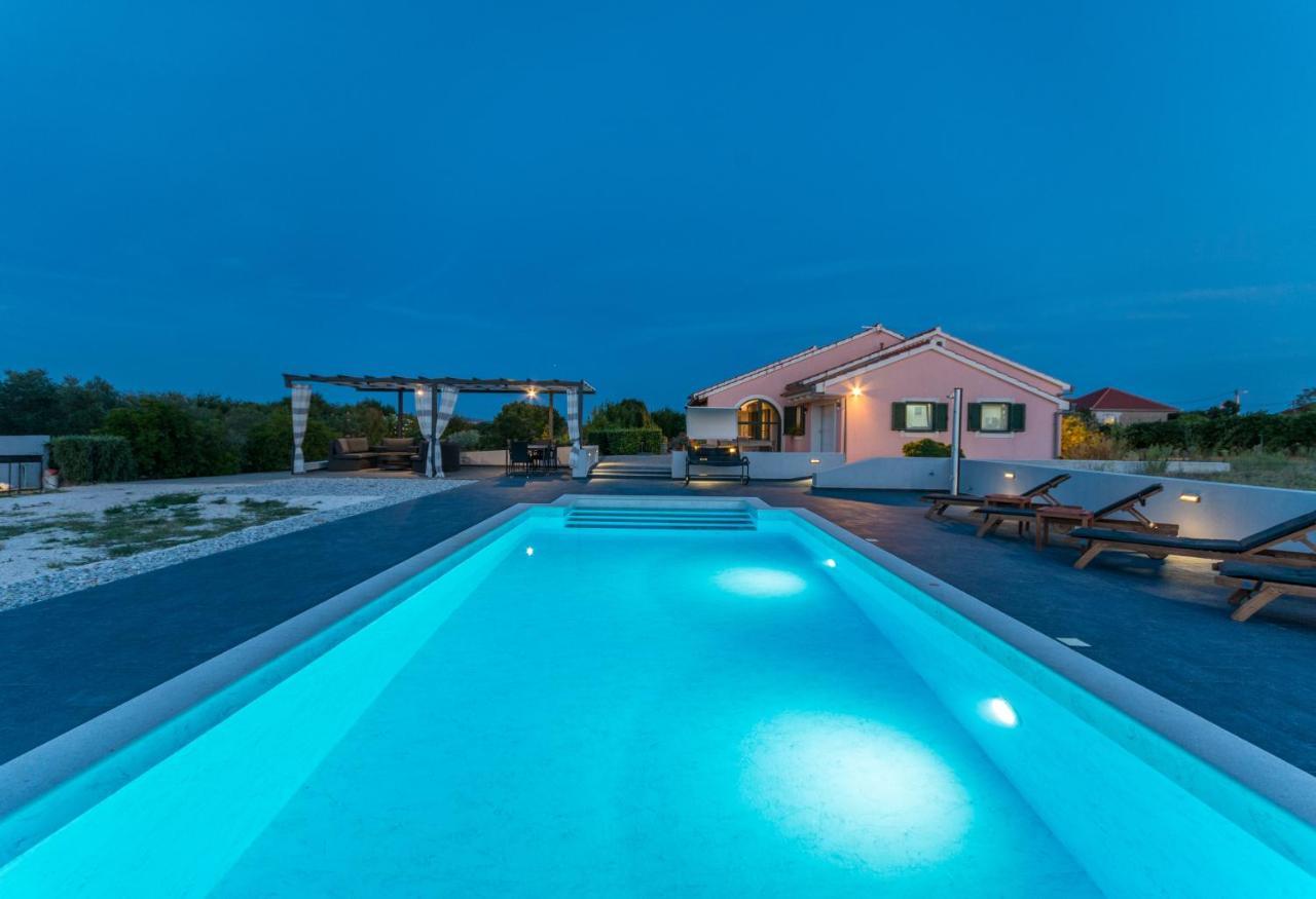 Villa Perini Dvori Donji Zemunik Екстериор снимка